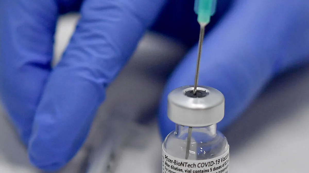 ++ THEMENBILD ++ CORONA: IMPFSTRASSE / IMPFSTOFF / IMPFEN