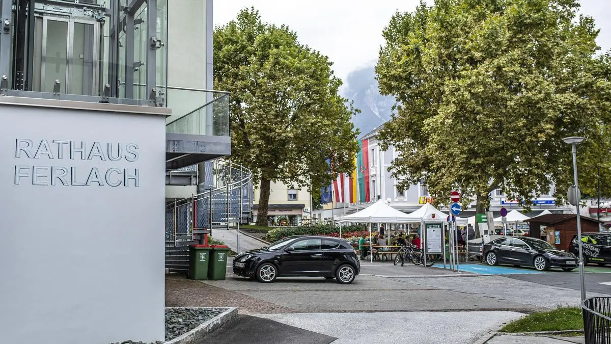 Der Ferlacher Gemeinderat tagte und beschloss ein großes Entlastungspaket für seine Bürgerinnen und Bürger 