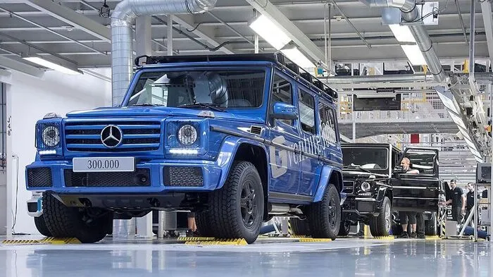 Der Mercedes G ist der Dauerbrenner der Produktion in Graz. Im Juli lief das 300.000 Modell vom Band. Die legendäre G-Klasse wird seit 1979 im Auftrag von Mercedes-Benz bei Magna Steyr gebaut.