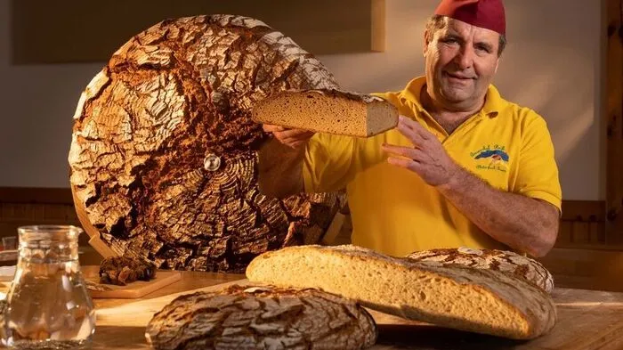 „Brotkaiser“ Siegbert Reiß bäckt das beste Bauernbrot Österreichs