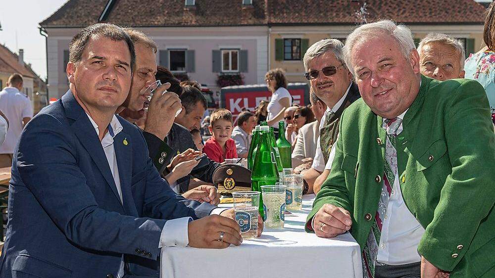 Michael Schickhofer und Hermann Schützenhöfer beim Platzwahl-Fest der Kleinen Zeitung in Pöllau