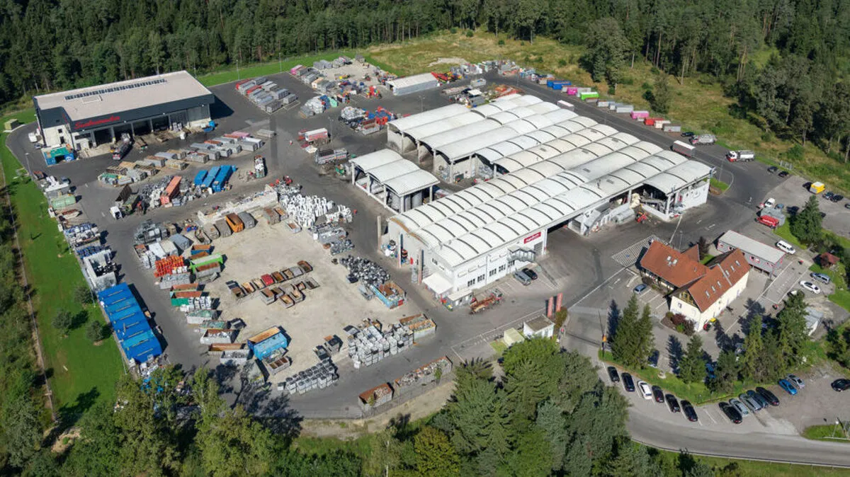 Das Recycling-Center der Firma Saubermacher in Premstätten wird erweitert und modernisiert. Der Start verzögert sich