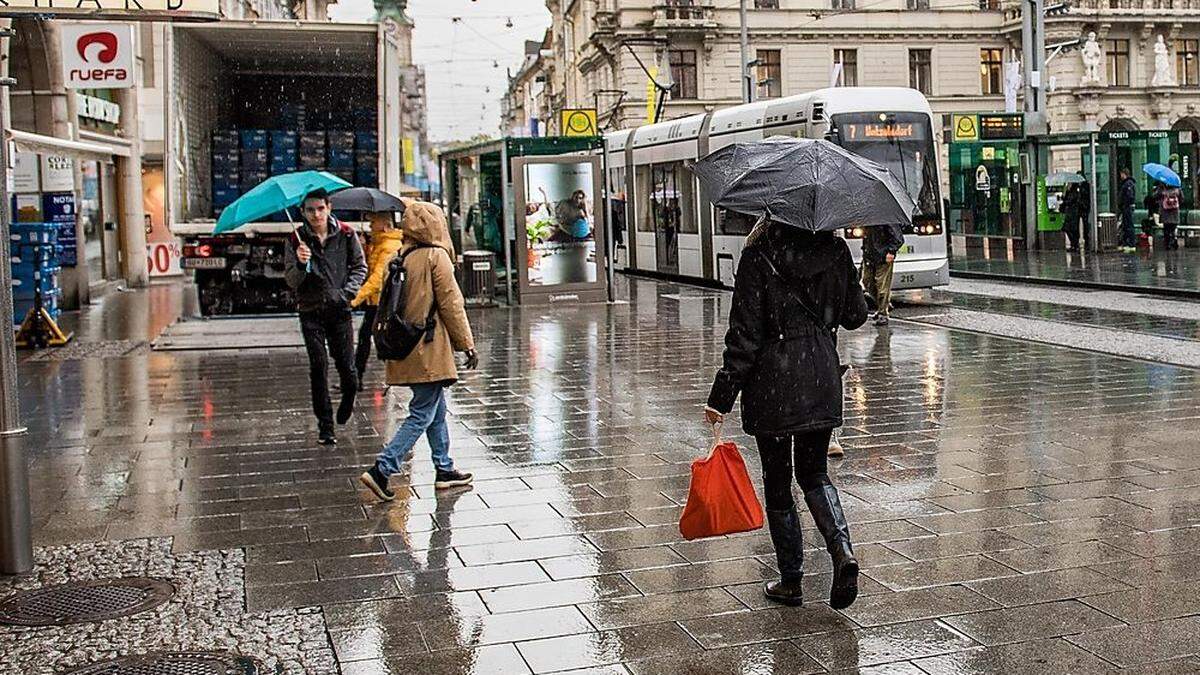 Lebhafter Wind und Regen kommt auf die Grazerinnen und Grazer auch heute zu