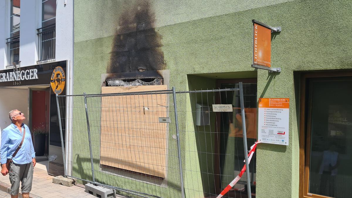 
Das Feuer brach in einem der Beratungsräume im Sommer aus