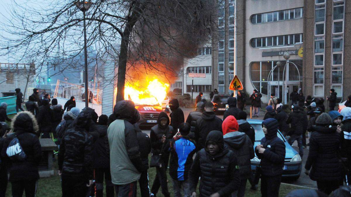 Die Proteste gegen Polizeigewalt werden immer brutaler. 