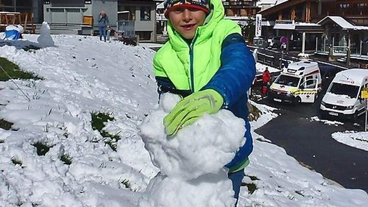 Der erste Schneemann der Saison! 