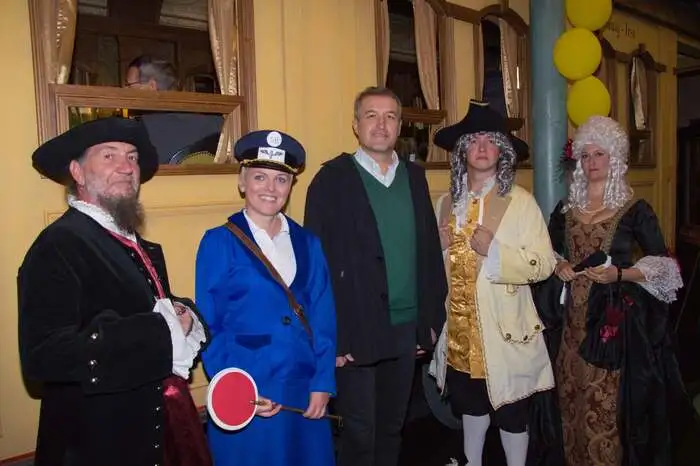 Auch der Mürzzuschlager Bürgermeister Karl Rudischer mischte sich unter die Museumsgäste.