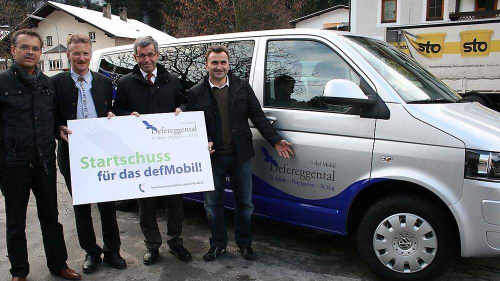 Im November 2010 wurde das defMobil von den drei Talbürgermeistern und dem damaligen Mobilitätslandesrat Anton Steixner installiert. Das Tal macht nach wie vor mobil 