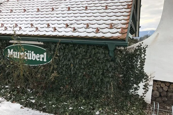 Klicken Sie sich durch die Bilder vom Platz!
