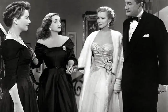 Vor 60 Jahren starb Monroe, ihr Vermächtnis als Trendsetterin der 40er- 50er-Jahre lebt jedoch weiter. Netflix widmet der Frau, die als Norma Jean Mortensen zur Welt kam, einen ganzen Film, "Blonde", der noch dieses Jahr veröffentlicht wird.