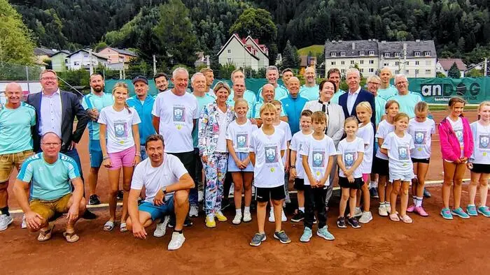 Nachwuchssorgen plagen die Sektion Tennis des ESV Selzthal nicht, die nächsten 50 Jahre dürften also gesichert sein