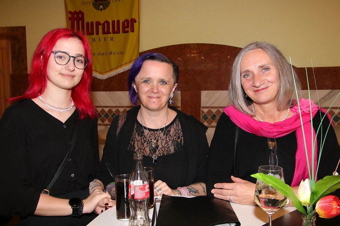 Als musikalische Gäste hatte sich die Bergkapelle die Singgemeinschaft Voitsberg unter Heide-Marie Reif geladen.