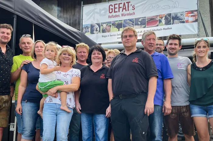 Das Team von Gefat-Bauer Stefan Schellander und "Küchenchef" Björn Pasternak freute sich über den Besucherandrang. Auch Grillkurse wurden abgehalten