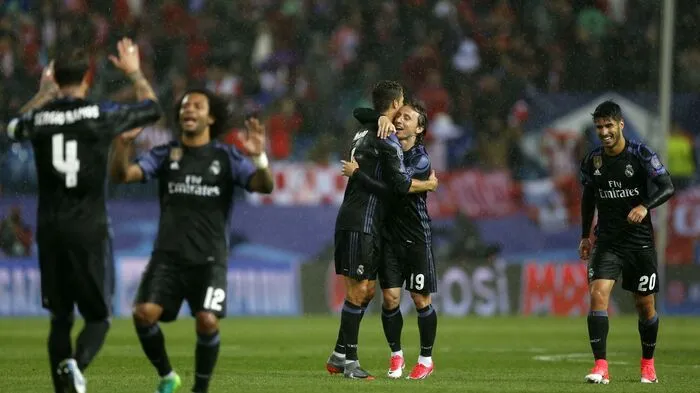 Real Madrid ist ins Finale der Fußball-Champions-League eingezogen.