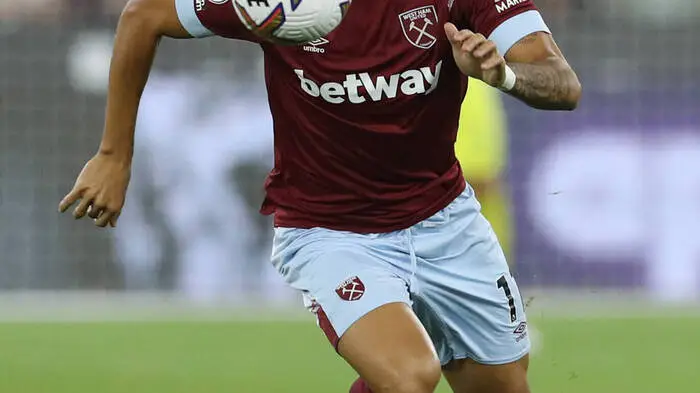 20. Lucas Paquetá Der englische Klub West Ham United holt sich mit Lucas Paquetá Verstärkung im offensiven Mittelfeld. Der 25-jährige Brasilianer wechselt von Olympique Lyon für 42,95 Millionen Euro in die Premier League.