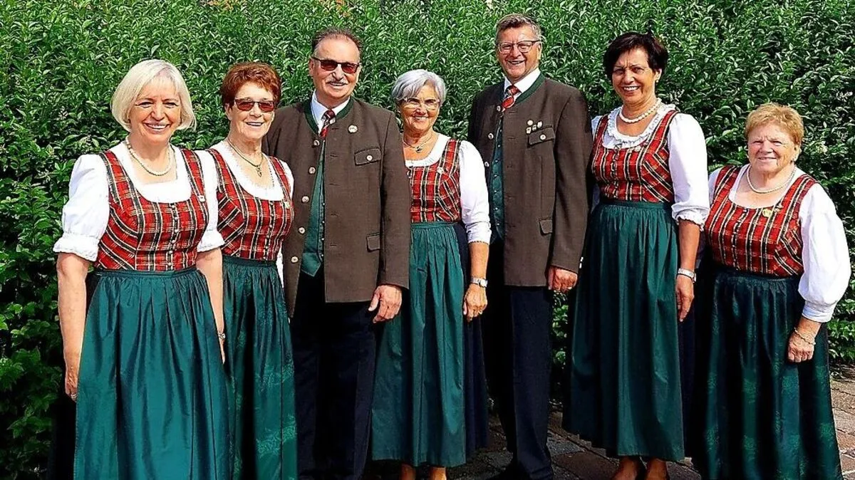 Der Vereinsvorstand des Männergesangsvereins und Frauenchores St. Margarethen
