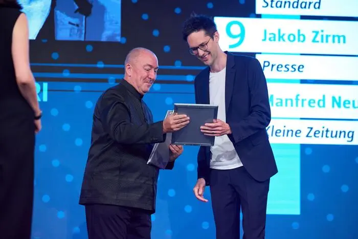 Kleine Zeitung-Redakteur Markus Zottler wurde in der Kategorie Wirtschaft als Journalist des Jahres ausgezeichnet. 
