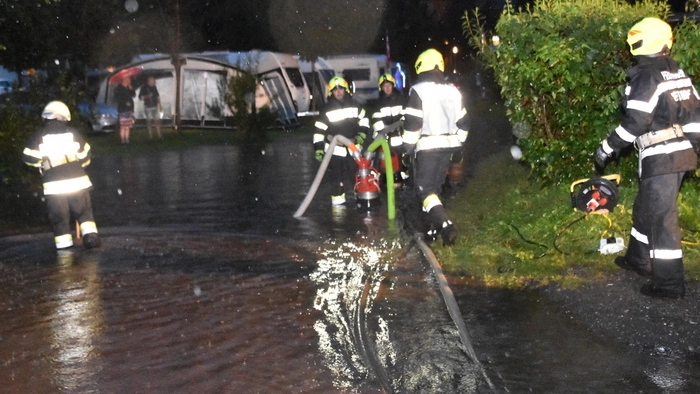 Pumpeinsatz am Campingplatz in Niederwölz