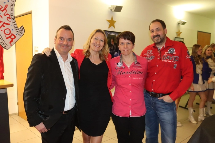 Klicken Sie sich durch die Bilder der Premierensitzung der GFOR.