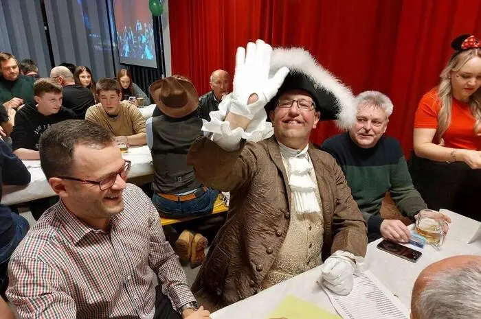 Eine Woche zuvor wurde auch im Ortsteil Krakauebene mit Faschingssitzungen das Leben in diesem Teil der Gemeinde Krakau näher beleuchtet, so Vizebürgermeister Herbert Siebenhofer am Rande der Veranstaltung in Krakaudorf.