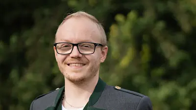 Michael Gressler hat einen Masterabschluss und mehrere Zusatzqualifikationen, dennoch findet er seit Monaten keinen Job