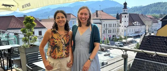 Landtagsabgeordnete Sandra Krautwaschl und Gemeinderätin Susanne Sinz von den Grünen
