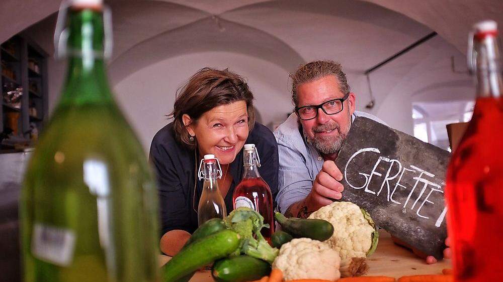 Elke und Bernhard Oberhauser retten Lebensmittel.