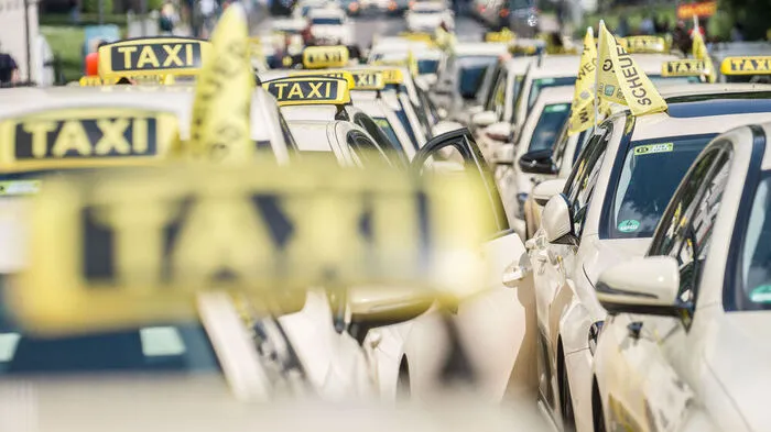 Taxifahren am Prekariat entlang