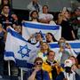 Israelische Fans bei den Olympischen Spielen in Paris