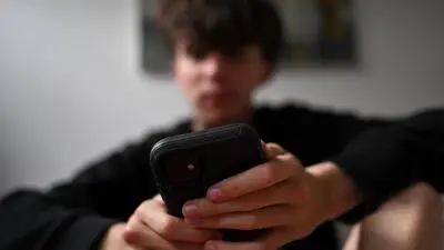 Jugendliche finden zu leicht Möglichkeiten, das Verbot zu umgehen 