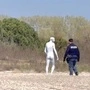 Die vermeintliche „Leiche“ wurde von der Polizei abgeführt 