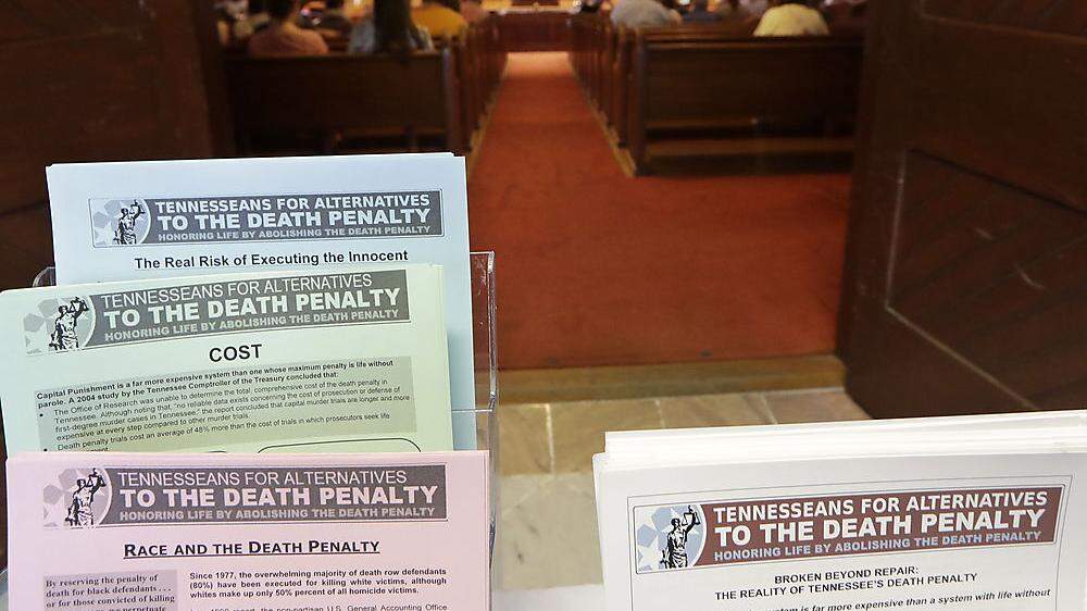 Gegen den Vollzug der Todesstrafe gab es Proteste, was diese Informationsblätter beweisen