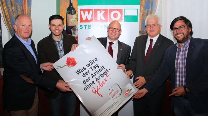 Bei der „Stars of Styria“-Nacht in den Stadtsälen in Voitsberg holte die Wirtschaftskammer (WK) am Mittwochabend die besten Lehrlinge der Region und ihre Betreuer sowie all jene, die die Meister- oder die Befähigungsprüfung geschafft haben, vor den Vorhang.