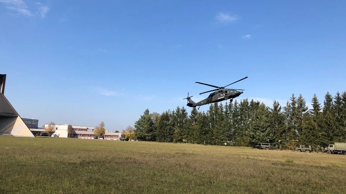 Ein "Black Hawk" landet am Truppenübungsplatz Allentsteig in Niederösterreich