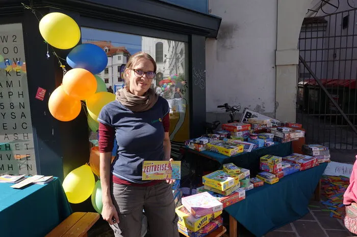 ... und gespielt. Kathrin Pallauf vor der "Spieleecke" von Ludovico.