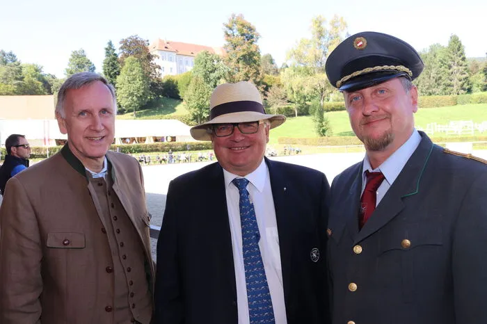 Klicken Sie sich durch weitere Fotos.