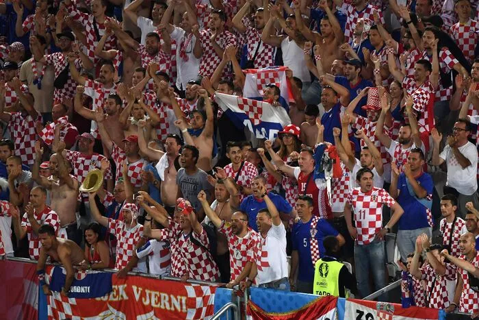 Riesig war der Jubel bei den kroatischen Fans nach dem 2:1-Sieg gegen Spanien