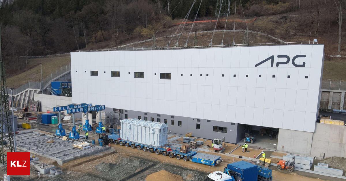 230-Tonnen-Transformator-erreicht-Umspannwerk-der-APG