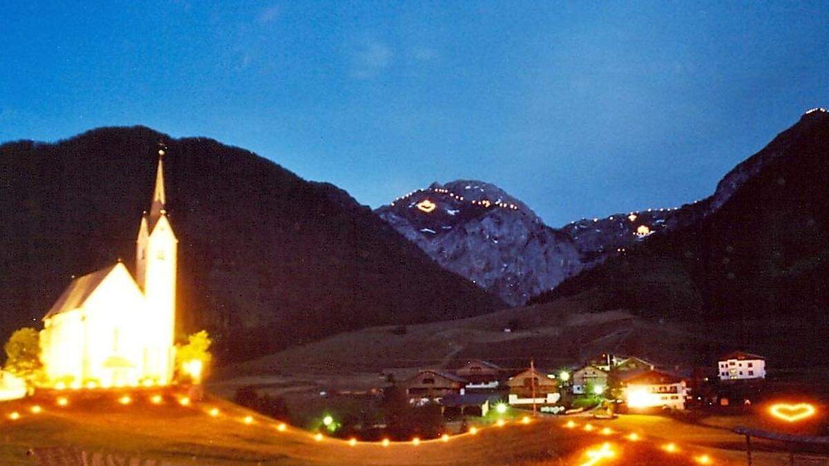 Im alpinen, waldfreien Gelände ist die Brandgefahr geringer 