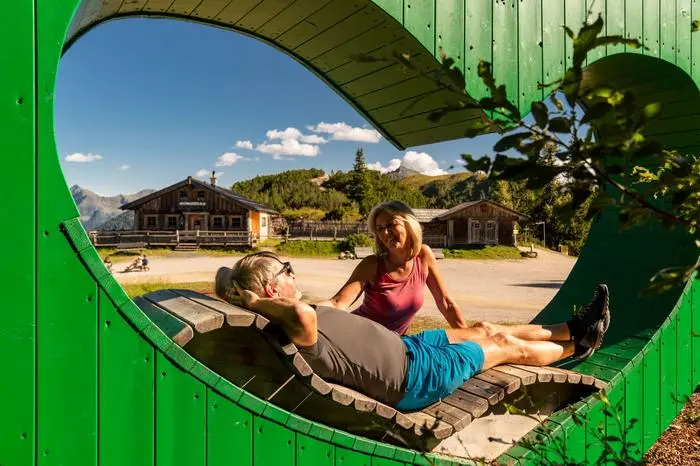 Nur eines von vielen Highlights am Bankerlweg: das „Große Steiraherz“.