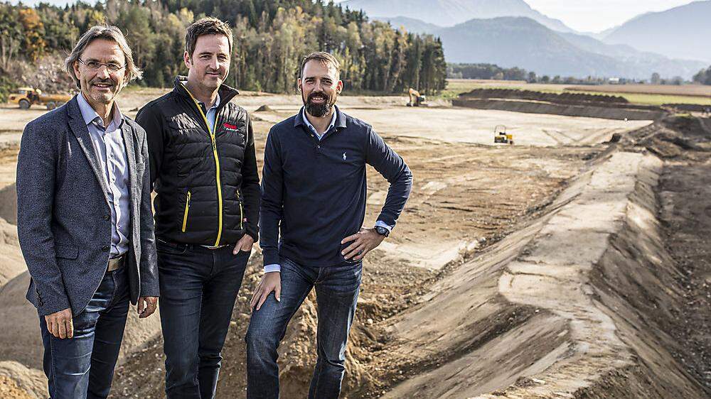 Guggenberger, Preinig und Tauschitz (von links) wollen die Baurestmassendeponie in Grafenstein im Frühjahr 2020 öffnen 