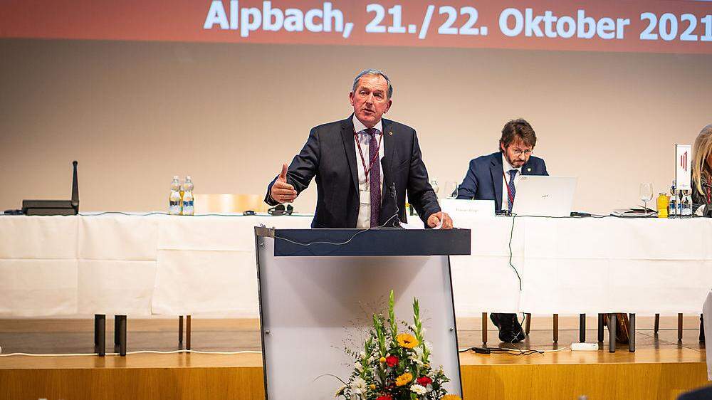 Der Osttiroler Landtagsabgeordnete Hermann Kuenz (ÖVP) stellte den Antrag 