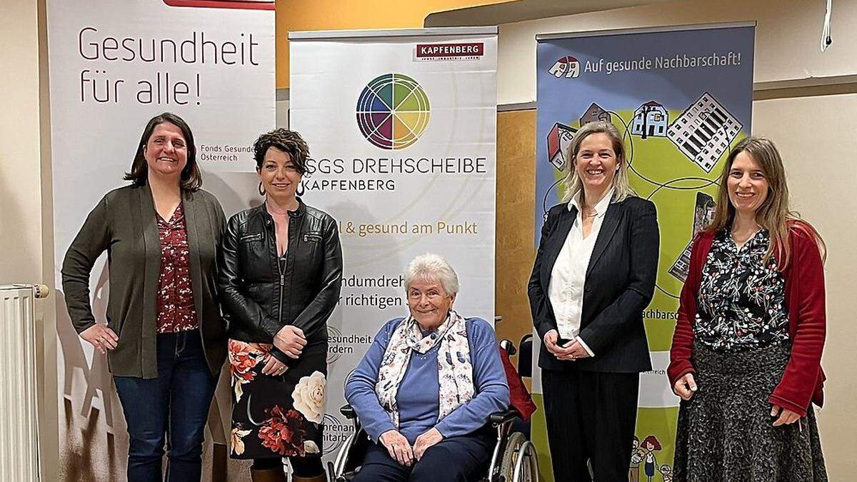 Elisabeth Schöttner, Vizebürgermeisterin Melanie Praxmaier, Susanna Derler, Gudrun Braunegger-Kallinger, und Johanna Muckenhuber