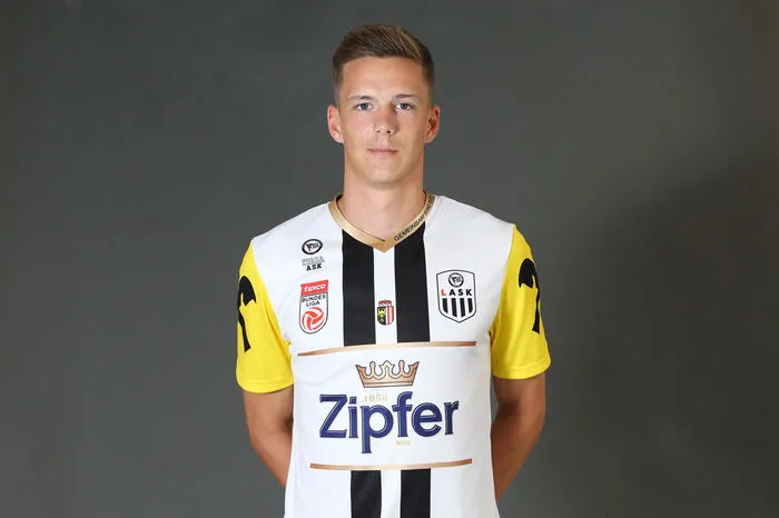 Felix Luckeneder, geboren am 26. März 1994. Vereine als Profi: LASK Linz Spiele für LASK (vor der Saison): 70