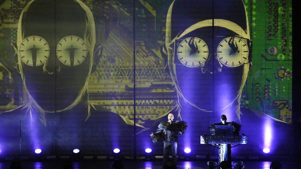 Die Pet Shop Boys bei einem Auftritt