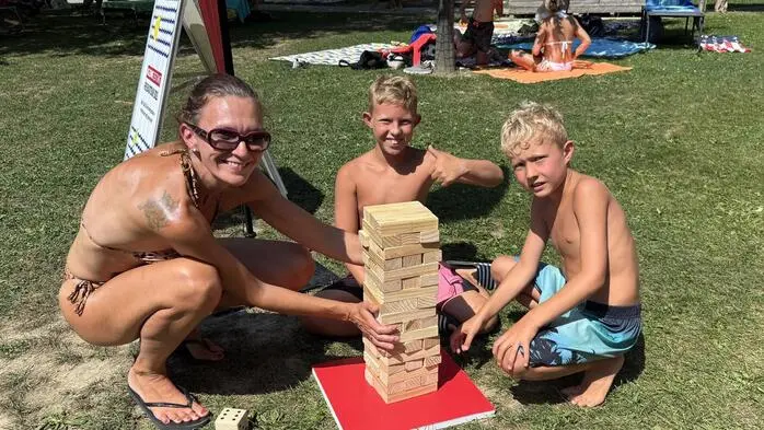 Jede Menge Spaß, Spiele, Preise und Goodies bei hochsommerlichen 34 Grad im Schatten! Die Freibadtour der Kleinen Zeitung machte am Mariä Himmelfahrtstag Halt im Freibad Fürstenfeld.