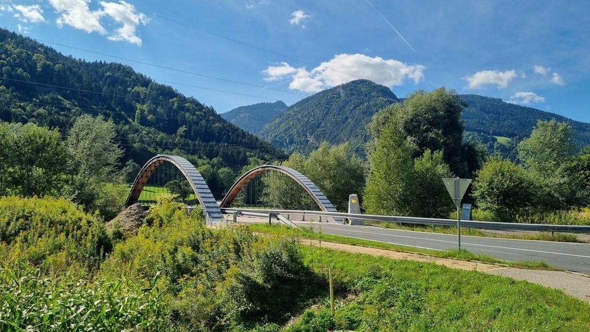 Die Krastalbrücke wird demnächst abgerissen und soll 2022 neugebaut werden