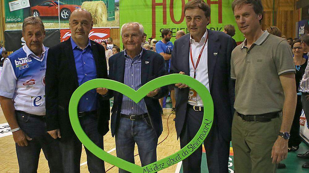 Karl Detschmann (Mitte) mit Peter Putzgruber, Manfred Wegscheider, Heribert Krammer und Fritz Kratzer