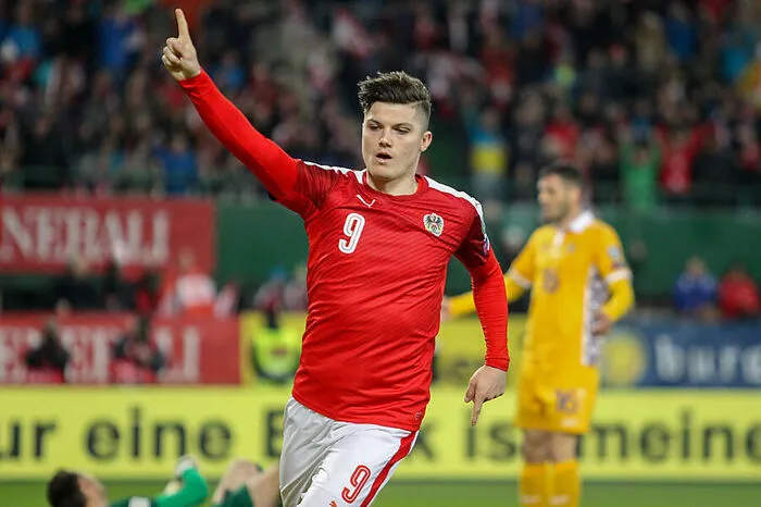 Österreich - Moldawien 2:0 (0:0). Tore: Arnautovic (75.), Harnik (90.) Österreich: Lindner; Prödl, Dragovic, Hinteregger; Lazaro (69. Janko), Ilsanker, Junuzovic, Alaba; Sabitzer, Burgstaller (82.  Harnik), Arnautovic (90. Suttner)
