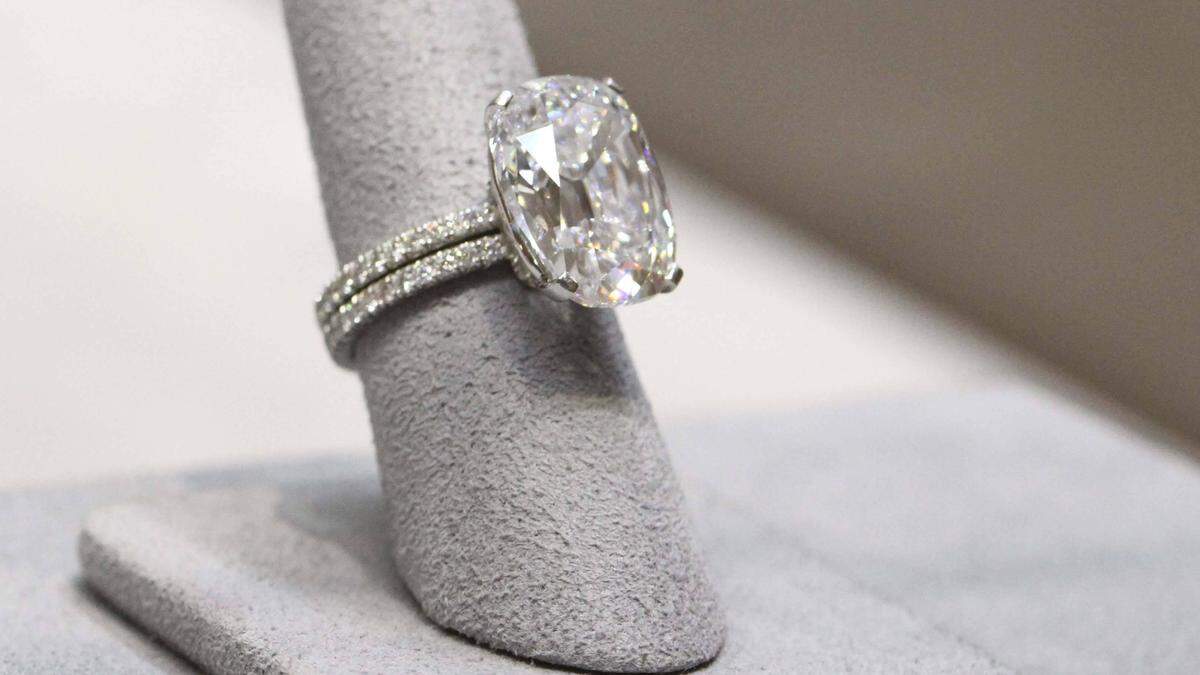 Die Liste für Einfuhrverbote wird wohl auch russische Diamanten umfassen